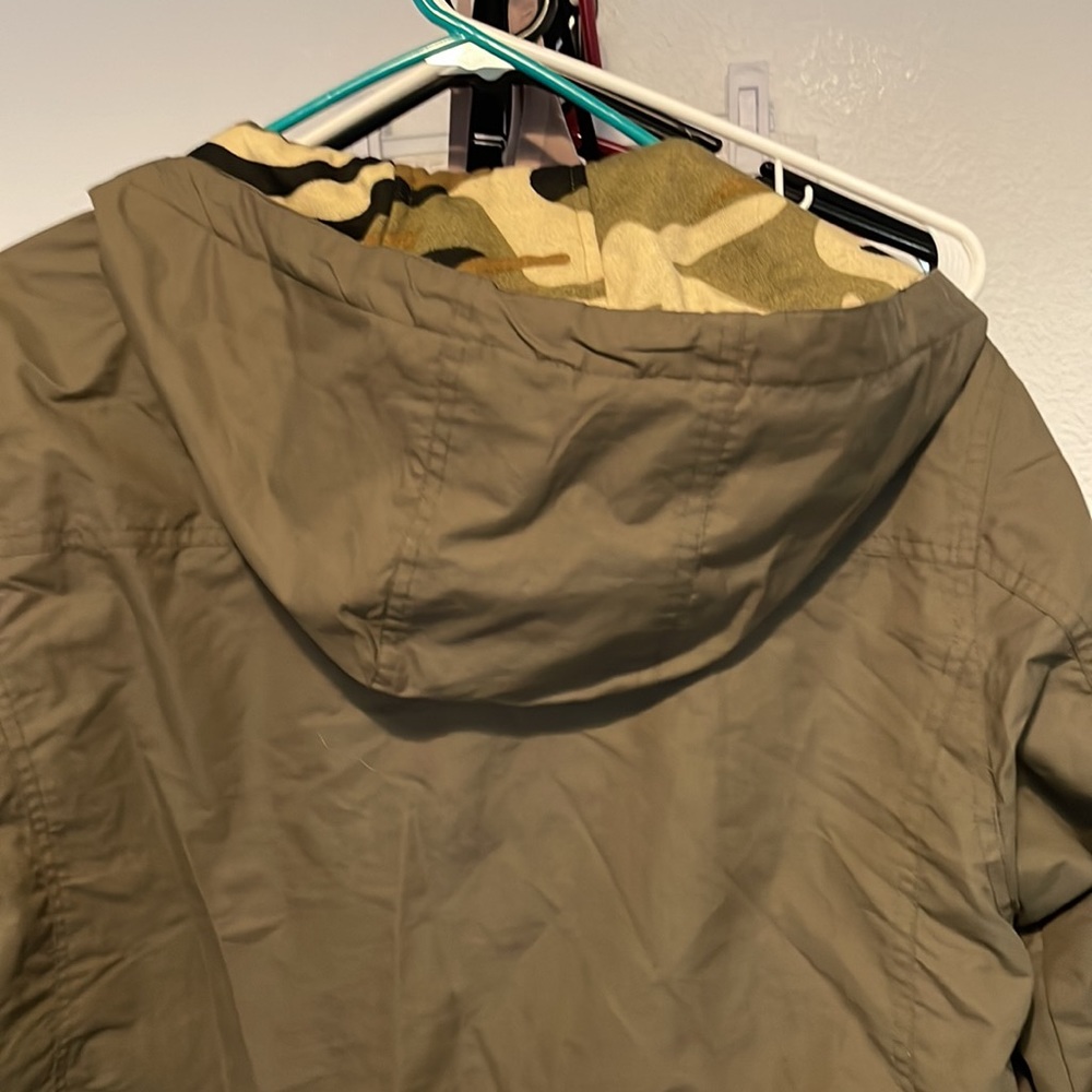 Reversible green jacket - Picture 6 of 6
